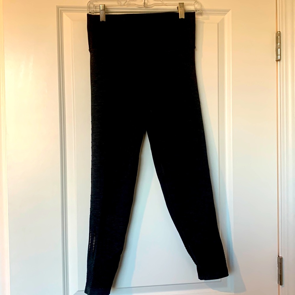 Athleta yoga pants